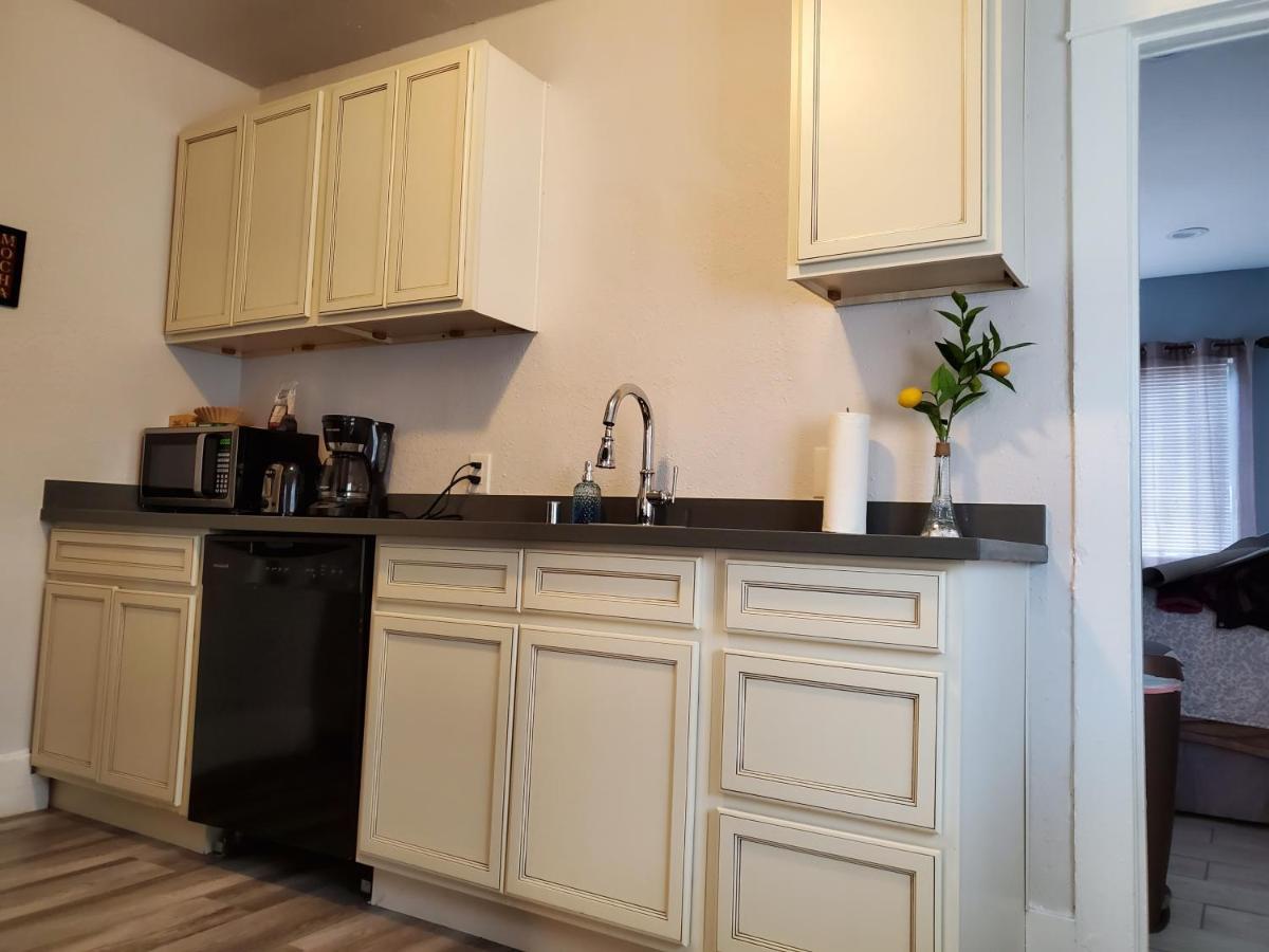 Claras Residences 유바시티 외부 사진